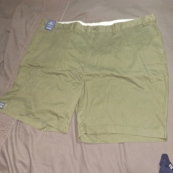 2 pairs of Roundtree and Yorke BigMan Classic Fit flat front shorts in a size 52 - Picture 2 of 16